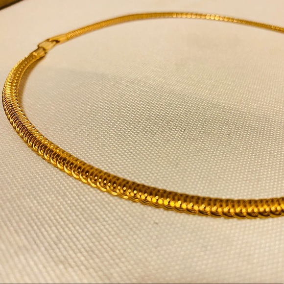 Gold plated Choker Necklace - Picture 5 of 8
